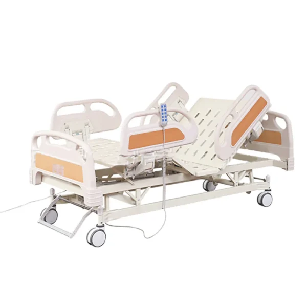 Medical bed in 12° Trendelenburg position for emergency hypovolemia management